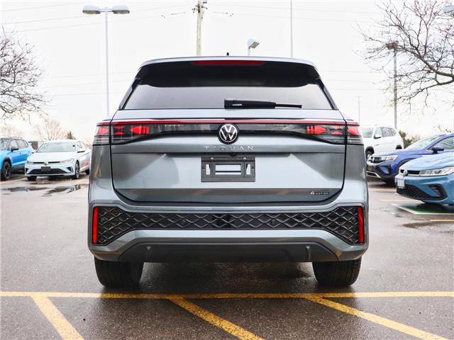 2025 Volkswagen Tiguan Highline R-Line (Stk: 17U1735) in Oakville - Image 4 of 28