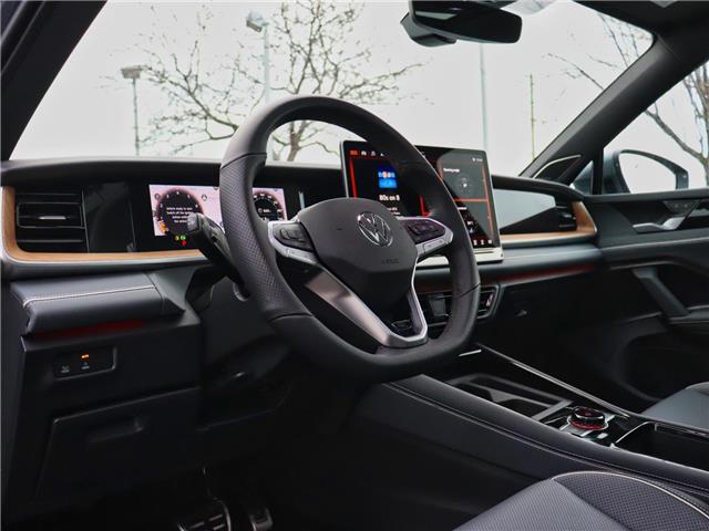 2025 Volkswagen Tiguan Highline R-Line (Stk: 17U1735) in Oakville - Image 7 of 28