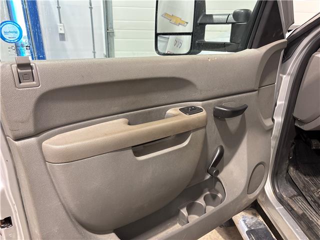 2013 Chevrolet Silverado 2500HD WT (Stk: 13685) in Roblin - Image 8 of 12