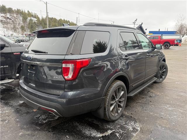 2017 Ford Explorer XLT in Sudbury - Image 3 of 7