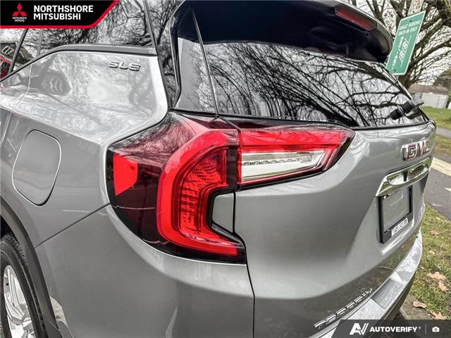 2024 GMC Terrain SLE (Stk: 325671) in North Vancouver - Image 9 of 23