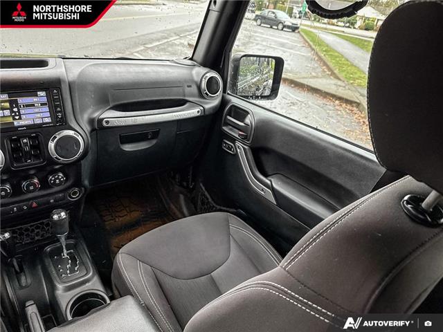 2018 Jeep Wrangler JK Unlimited Sahara (Stk: 893555) in North Vancouver - Image 23 of 23