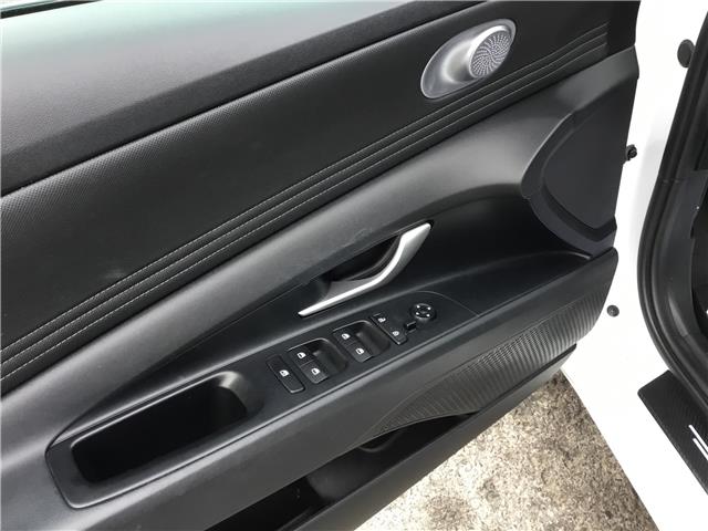 2023 Hyundai Elantra Preferred w/Tech Package (Stk: 25458C) in Cornwall - Image 2 of 30 2023 Hyundai Elantra Preferred w/Tech Package (Stk: 25458C) in Cornwall - Image 2 of 30