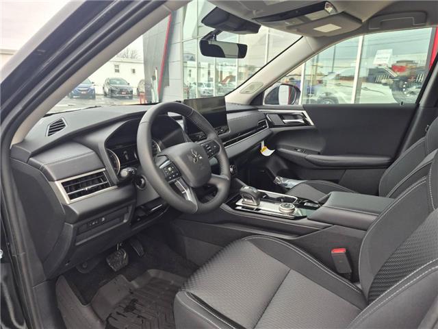 2026 Mitsubishi Outlander ES (Stk: M855) in Cornwall - Image 9 of 11