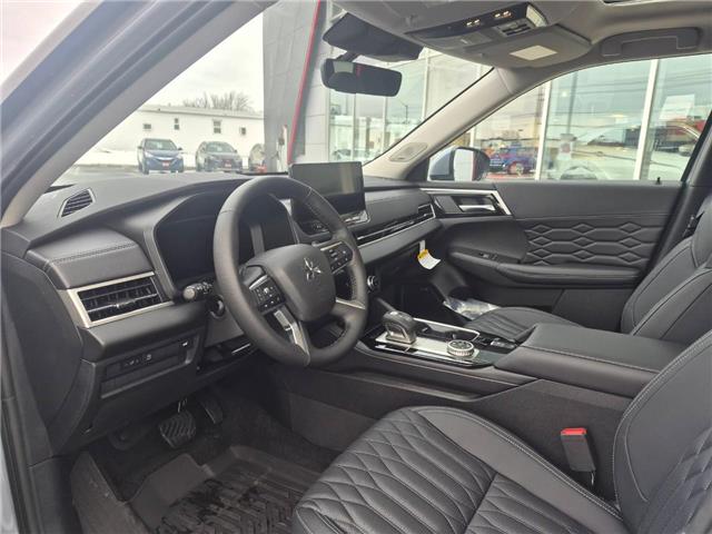 2026 Mitsubishi Outlander SEL (Stk: M851) in Cornwall - Image 9 of 11 2026 Mitsubishi Outlander SEL (Stk: M851) in Cornwall - Image 9 of 11