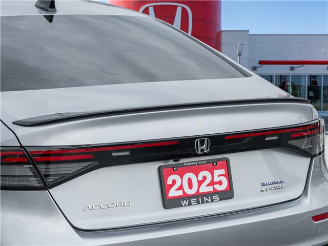 2025 Honda Accord Hybrid Sport-L (Stk: 2313298) in North York - Image 7 of 27