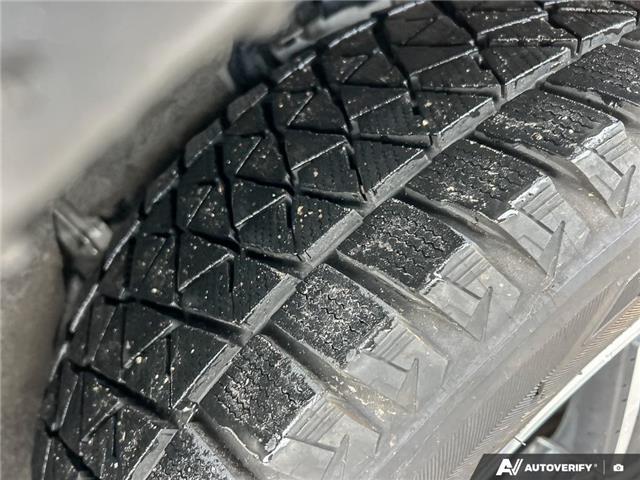 2024 Nissan Rogue SL (Stk: P242695) in Grimsby - Image 8 of 25