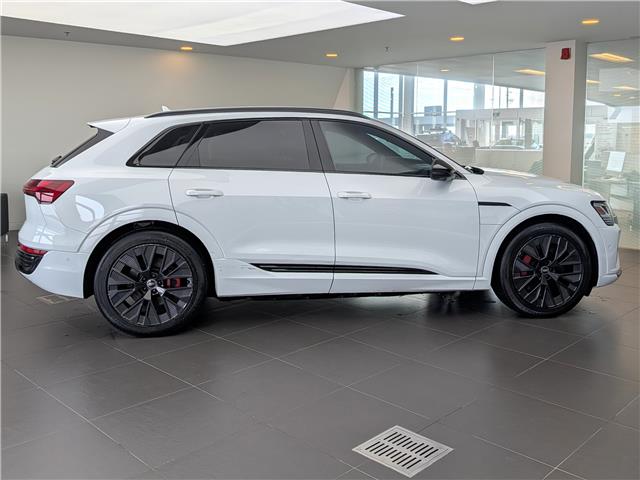 2024 Audi Q8 e-tron Base (Stk: 184450A) in Oakville - Image 2 of 15