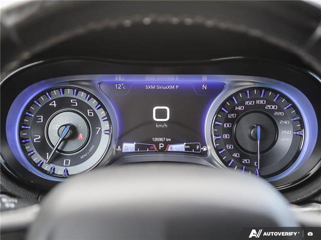 2018 Chrysler 300 S (Stk: 105213A) in St. Thomas - Image 15 of 27 2018 Chrysler 300 S (Stk: 105213A) in St. Thomas - Image 15 of 27