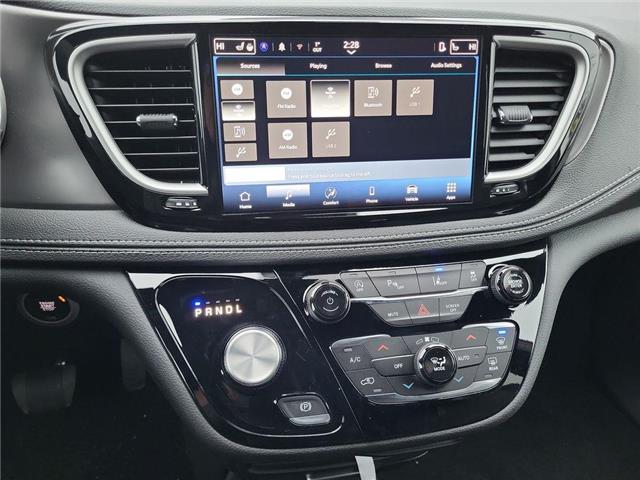 2026 Chrysler Pacifica Select (Stk: 260149) in Windsor - Image 15 of 21