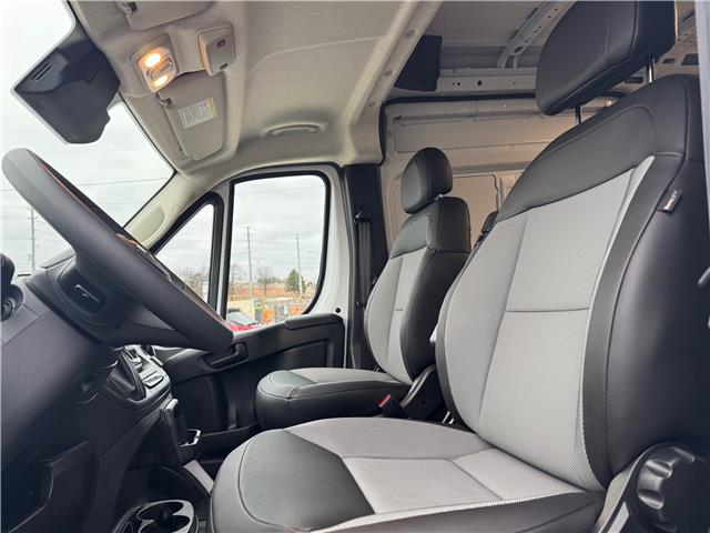 2025 RAM ProMaster 2500 High Roof (Stk: 28284P) in Newmarket - Image 10 of 13