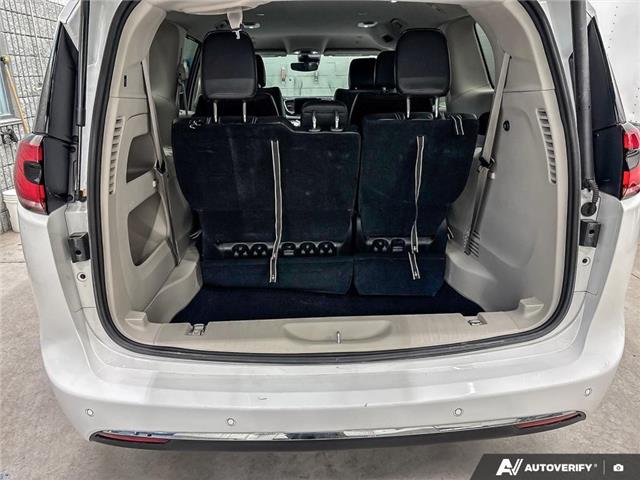 2023 Chrysler Pacifica Touring-L (Stk: 164541) in London - Image 12 of 26
