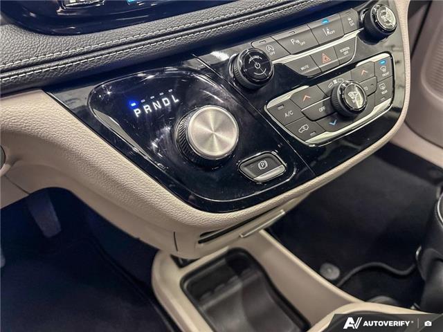 2023 Chrysler Pacifica Touring-L (Stk: 164541) in London - Image 18 of 26