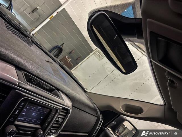 2023 RAM 1500 Classic SLT (Stk: 164478) in London - Image 21 of 26