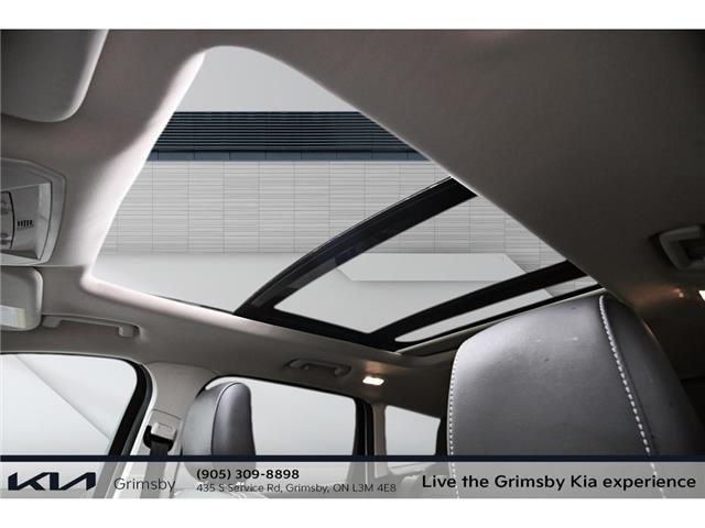 2019 Ford Escape SEL | LEATHER | PANO ROOF | NAVI | CLEAN CAR FAX (Stk: U3217) in Grimsby - Image 11 of 19