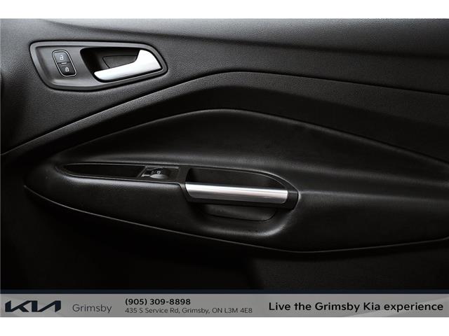 2019 Ford Escape SEL | LEATHER | PANO ROOF | NAVI | CLEAN CAR FAX (Stk: U3217) in Grimsby - Image 14 of 19