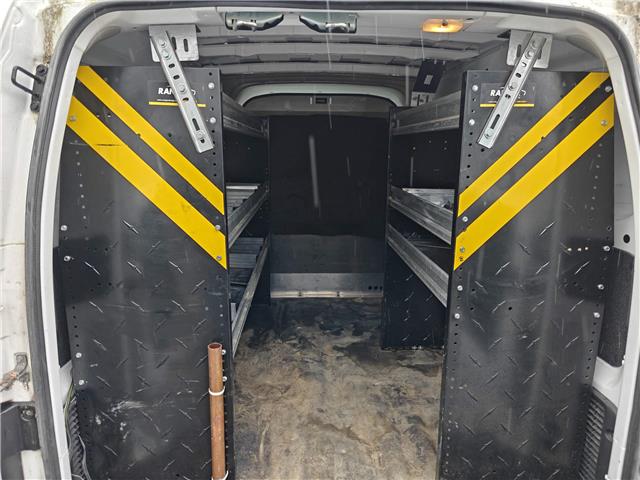 2019 Nissan NV200 S in Ottawa - Image 4 of 7
