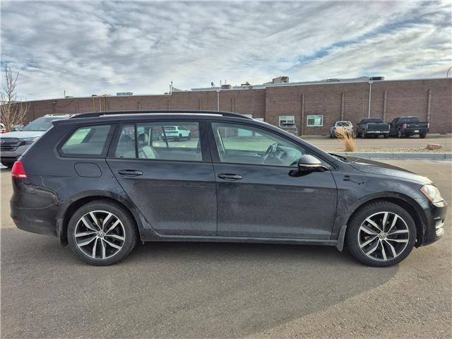 2017 Volkswagen Golf SportWagen  (Stk: 300250) in Lethbridge - Image 6 of 10