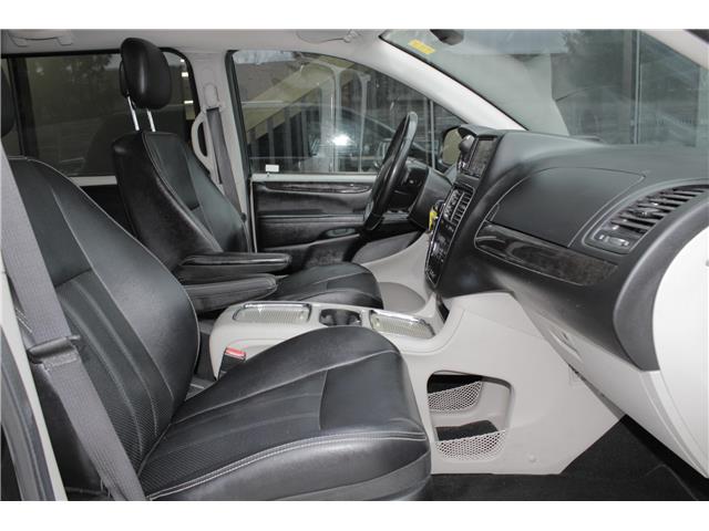 2019 Dodge Grand Caravan Crew (Stk: 1725X70468A) in London - Image 12 of 24