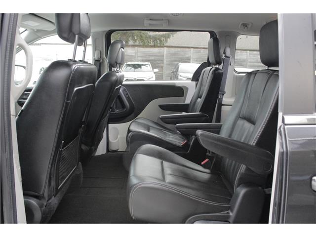 2019 Dodge Grand Caravan Crew (Stk: 1725X70468A) in London - Image 16 of 24