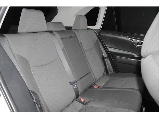 2023 Toyota RAV4 XLE (Stk: 1725X90586A) in London - Image 16 of 25