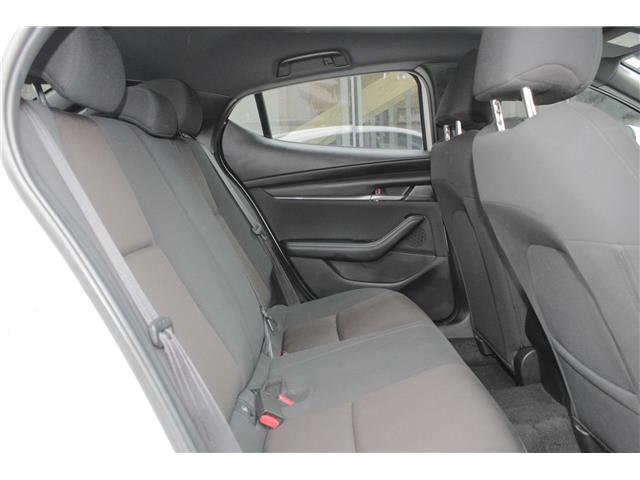 2022 Mazda Mazda3 Sport GX (Stk: 1725M37141A) in London - Image 16 of 25