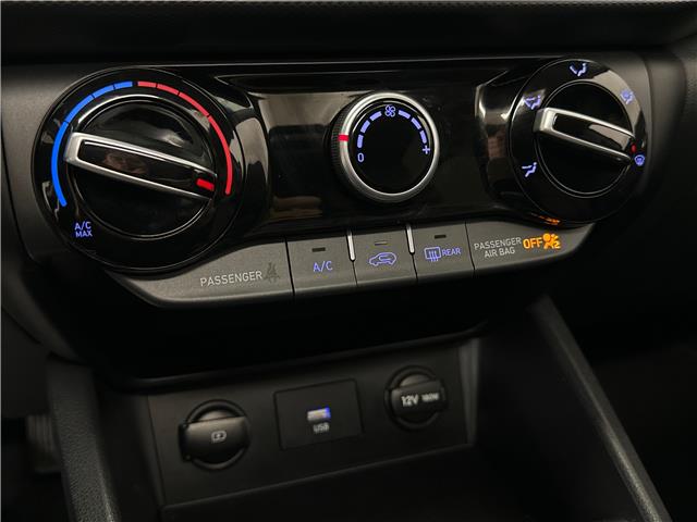 2023 Hyundai Kona 2.0L Preferred Sun & Leather Package (Stk: 43003J) in Belleville - Image 18 of 27