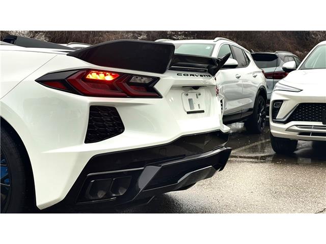 2024 Chevrolet Corvette Stingray (Stk: 166935) in London - Image 17 of 19
