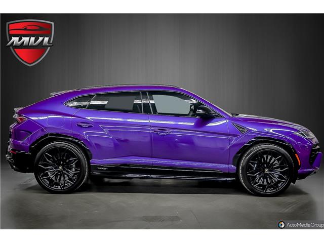 2025 Lamborghini Urus SE in Oakville - Image 4 of 35