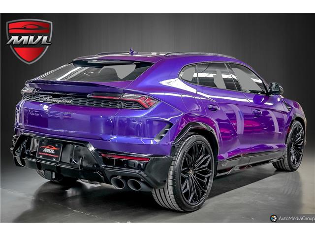 2025 Lamborghini Urus SE in Oakville - Image 5 of 35