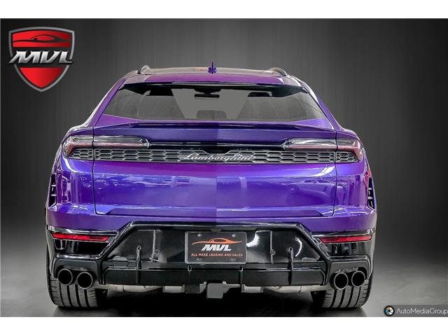 2025 Lamborghini Urus SE in Oakville - Image 8 of 35