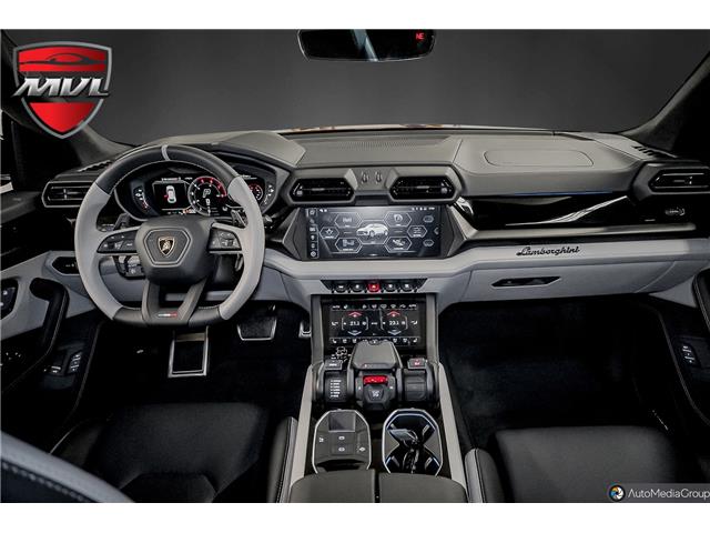 2025 Lamborghini Urus SE in Oakville - Image 21 of 35