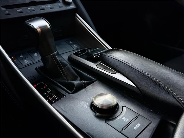 2019 Lexus IS 300 Base (Stk: 251082C) in Calgary - Image 14 of 16