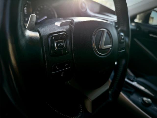 2019 Lexus IS 300 Base (Stk: 251082C) in Calgary - Image 10 of 16