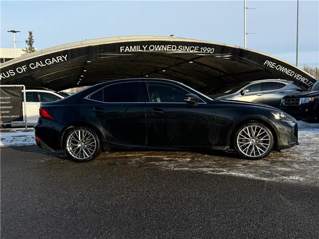 2019 Lexus IS 300 Base (Stk: 251082C) in Calgary - Image 2 of 16
