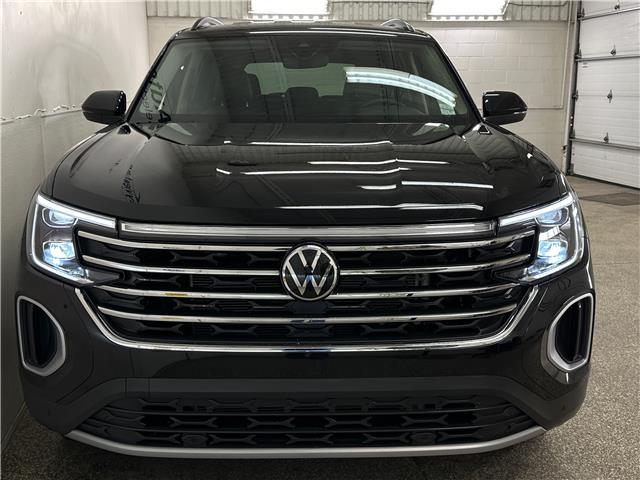 2025 Volkswagen Atlas 2.0 TSI Comfortline (Stk: 43335J) in Belleville - Image 2 of 28