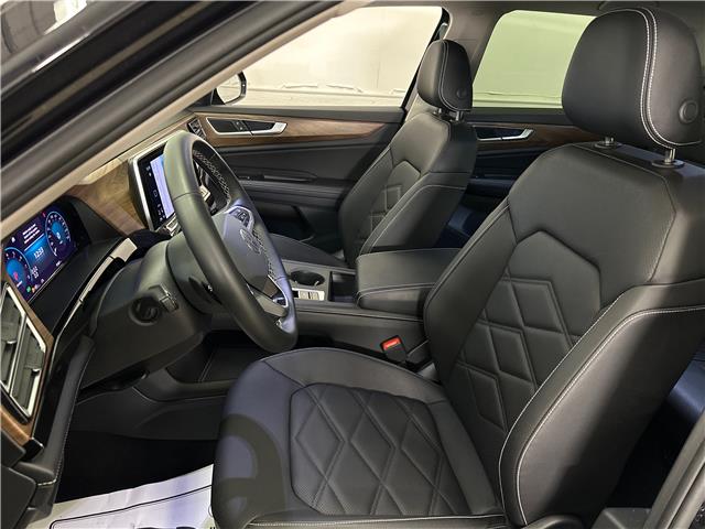 2025 Volkswagen Atlas 2.0 TSI Comfortline (Stk: 43335J) in Belleville - Image 13 of 28