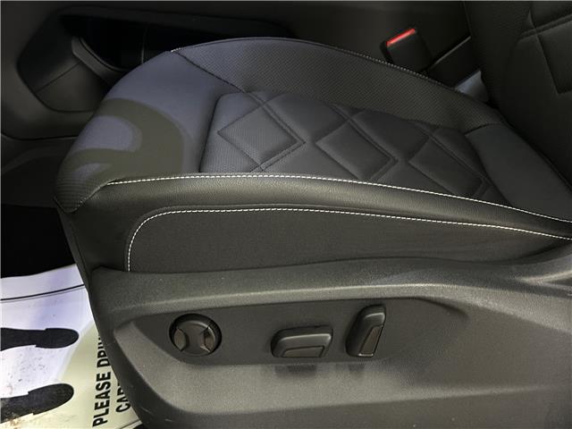 2025 Volkswagen Atlas 2.0 TSI Comfortline (Stk: 43335J) in Belleville - Image 16 of 28