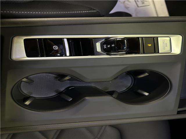 2025 Volkswagen Atlas 2.0 TSI Comfortline (Stk: 43335J) in Belleville - Image 19 of 28