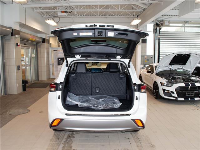 2024 Toyota Highlander Hybrid Limited (Stk: P20739) in Kingston - Image 6 of 15