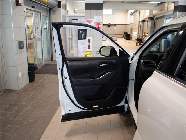 2024 Toyota Highlander Hybrid Limited (Stk: P20739) in Kingston - Image 8 of 15