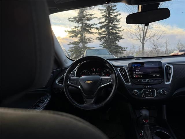 2022 Chevrolet Malibu RS (Stk: 260218A) in Calgary - Image 10 of 18