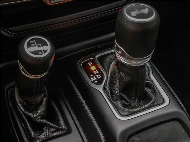 2022 Jeep Wrangler Unlimited Sport (Stk: 15-25422A) in London - Image 13 of 26