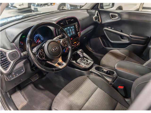 2020 Kia Soul EX (Stk: RE68281) in Calgary - Image 13 of 20