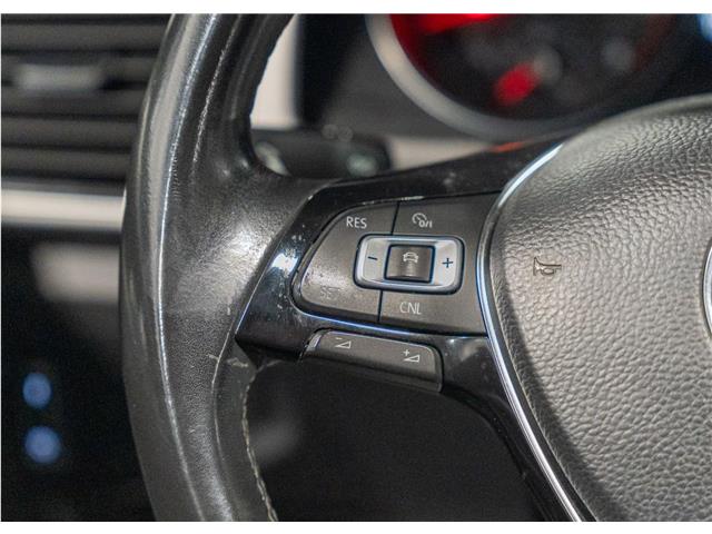 2018 Volkswagen Atlas 3.6 FSI Highline (Stk: RE68638) in Calgary - Image 15 of 24