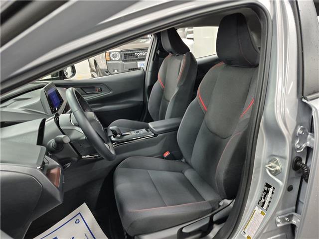 2025 Toyota Prius Plug-In Hybrid SE (Stk: 10119311A) in Markham - Image 11 of 29