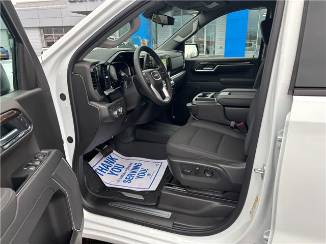 2026 GMC Sierra 1500 Elevation (Stk: 36412) in Renfrew - Image 15 of 33
