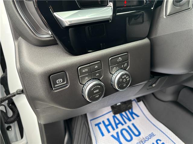 2026 GMC Sierra 1500 Elevation (Stk: 36412) in Renfrew - Image 19 of 33