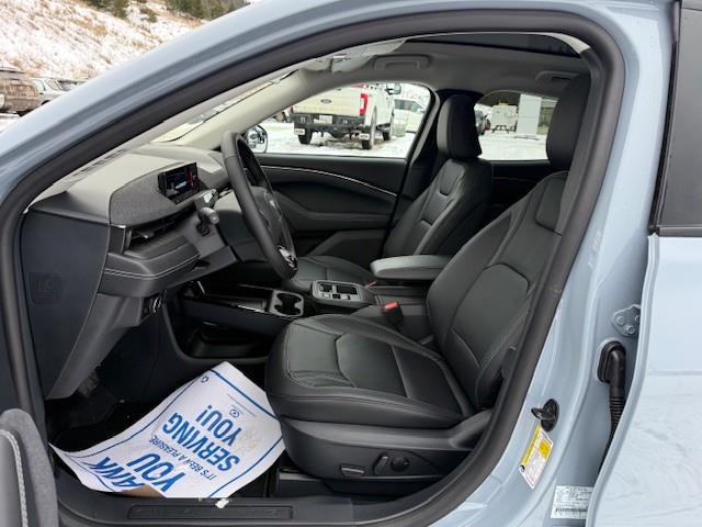 2025 Ford Mustang Mach-E Premium (Stk: 5S053) in Williams Lake - Image 9 of 13