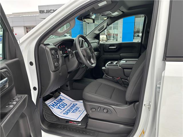 2026 Chevrolet Silverado 1500 Custom Trail Boss (Stk: 36423) in Renfrew - Image 15 of 32